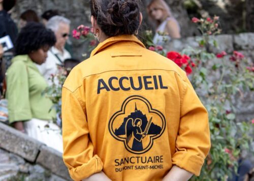 Des gardiens sur le Mont?